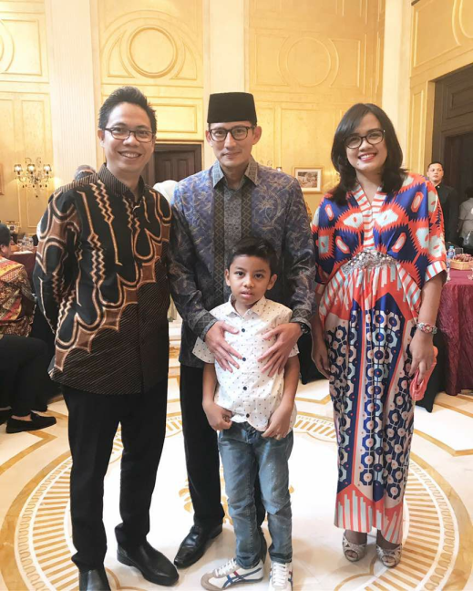 Foto Bareng Sandiaga